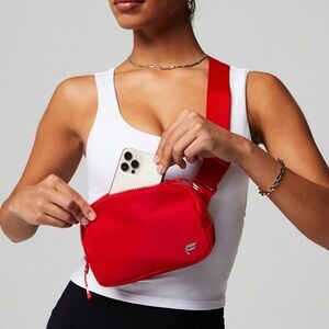 NEW Fabletics Fanny Pack Belt Red Heated Purse Activewear Athletic New with tags
